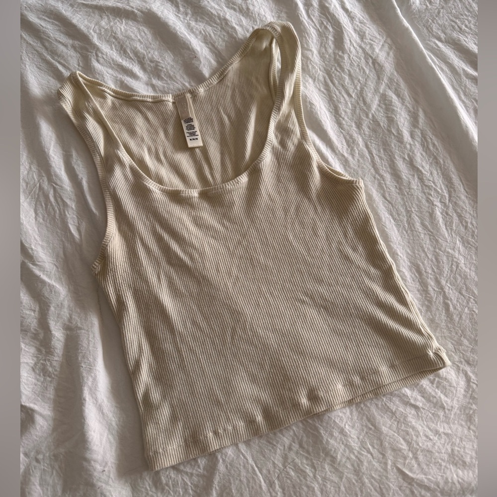 Skims tank top
